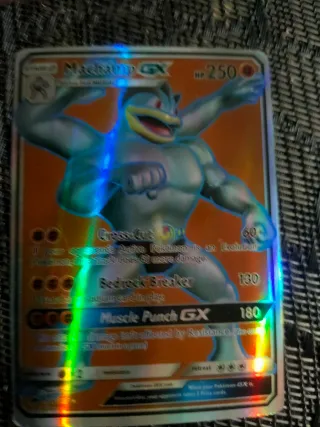 Carta Pokémon Machamp GX 135/147