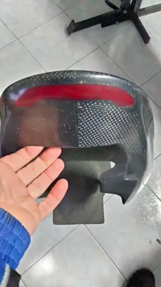 Carenagem monoposto Suzuki GSXR Carbono