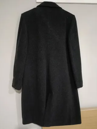 Abrigo gris elegante