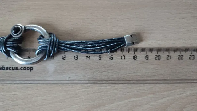 Pulsera de Zamak en Gris Metalizado