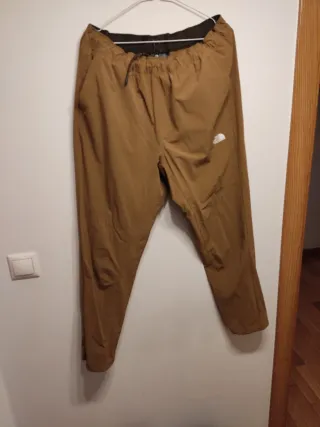 Pantalón The North Face Marrón