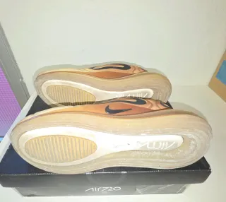 Nike Air Max 720 Beige/Oro