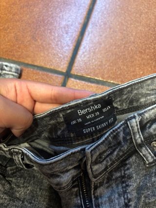 Jeans Hombre Bershka Morado Talla M