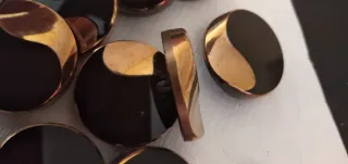 11 Botones cristal Negros y Dorados vintage.