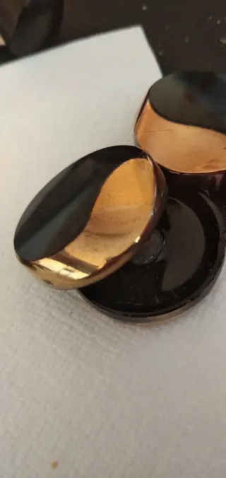 11 Botones cristal Negros y Dorados vintage.