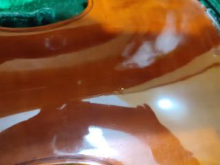 Viola con estuche y arco