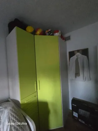 Armario infantil Mercamueble verde y beige