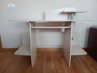 Escritorio moderno madera