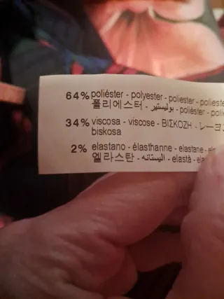 Falda recta con cinturón