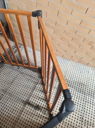 Parque Modular para Perros Marrón