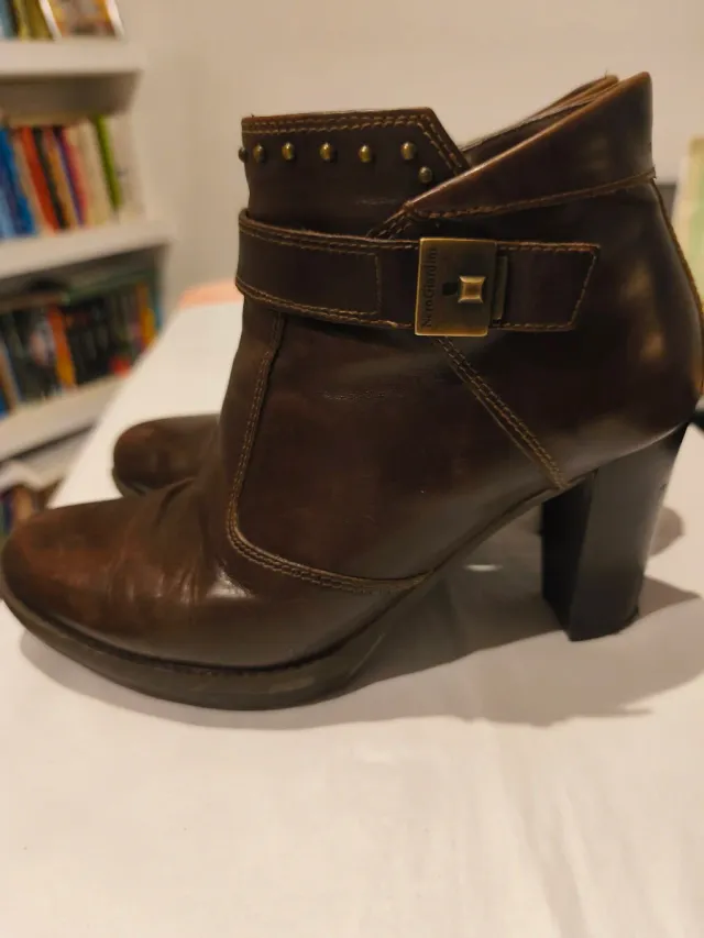 Botines Nero Giardini Marrones