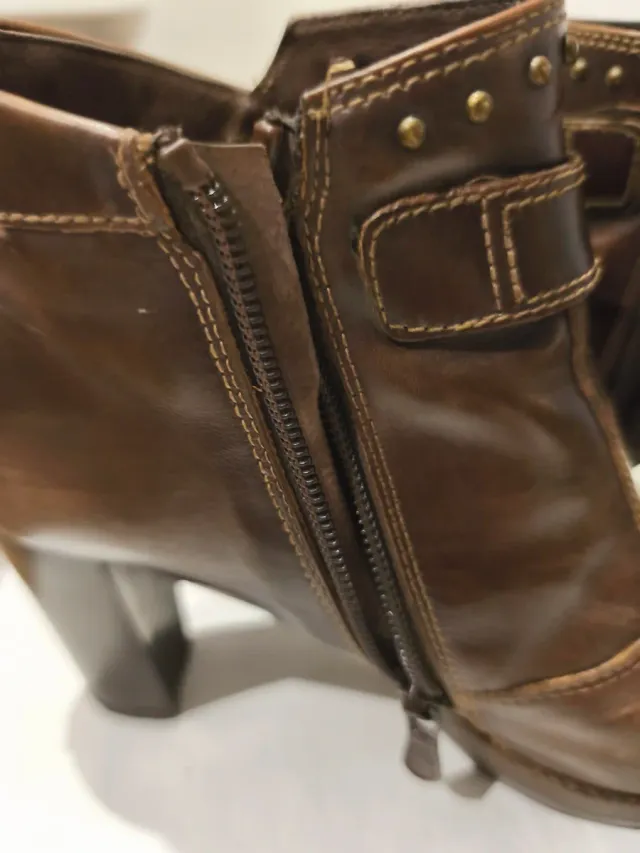 Botines Nero Giardini Marrones