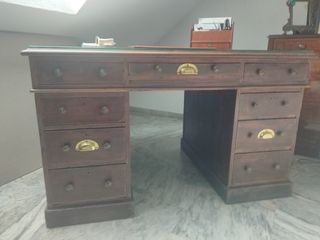 Escritorio madera y cristal