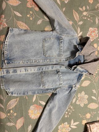 Cazadora vaquera niño con capucha