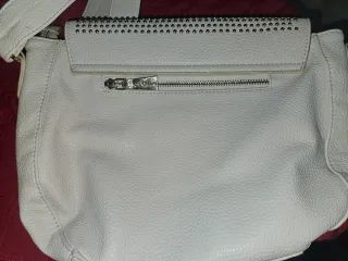 Borsa Gio Cellini avorio borchie dorate