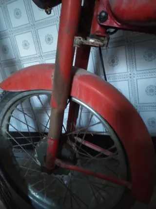 Moto Guzzi Dingo 49cc Roja