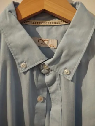 Camisa azul claro de chico sin usar