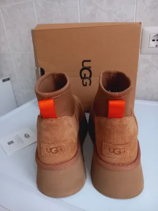 Stivali Ugg Pelle Shearling Tg.37