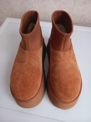 Stivali Ugg Pelle Shearling Tg.37