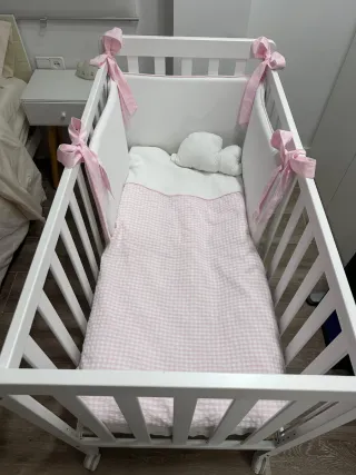 Cuna de bebé blanca. Marca Mi Cuna