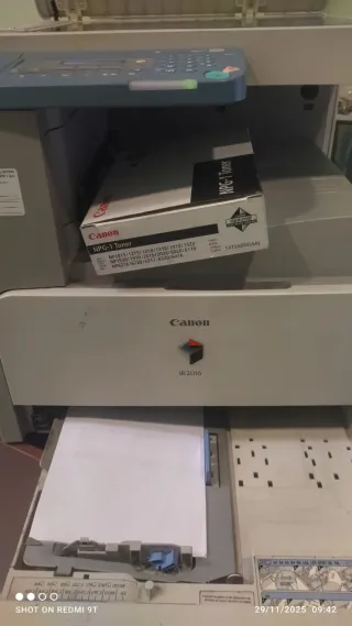 Fotocopiadora Canon Beige y Azul