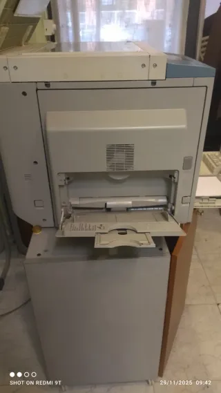 Fotocopiadora Canon Beige y Azul