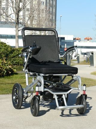 Silla de ruedas eléctrica Aura