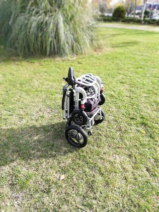 Silla de ruedas eléctrica Aura