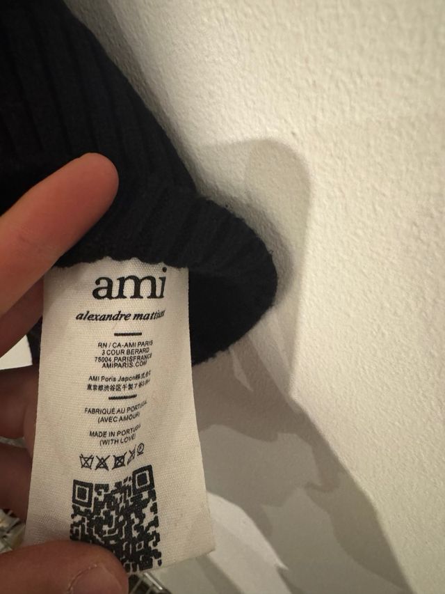 Camiseta AMI Paris Preta Tamanho M