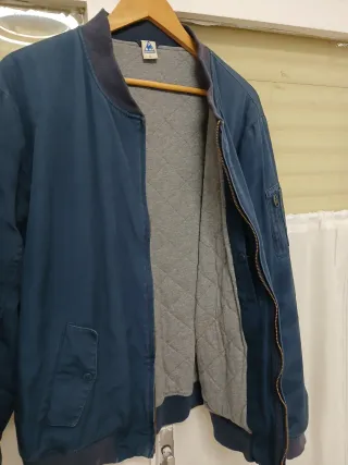 Chaqueta Le Coq Sportif Azul Bomber