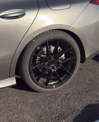 Llantas Japan Racing JR44