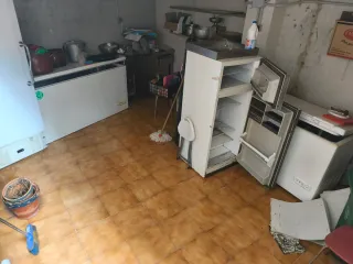 Alquiler de cafetería totalmente equipada