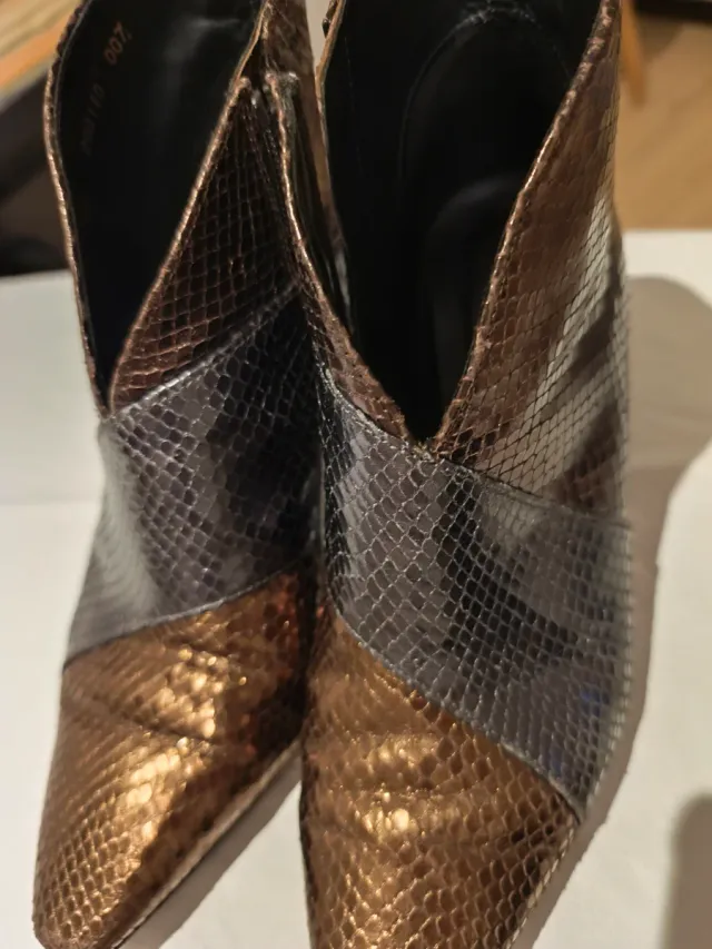 Botines piel Mascaró marrones y plateados