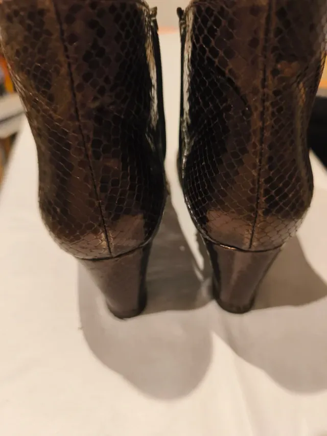 Botines piel Mascaró marrones y plateados