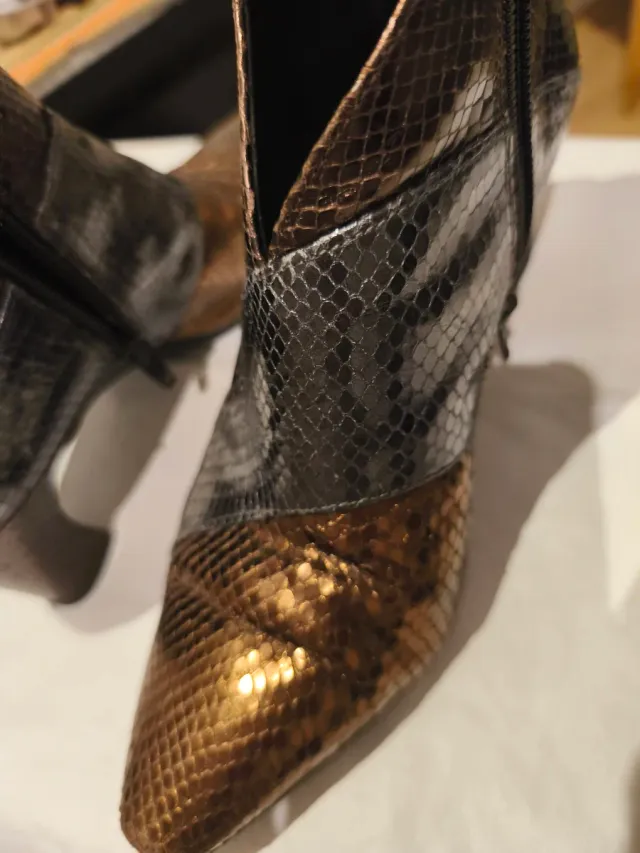 Botines piel Mascaró marrones y plateados