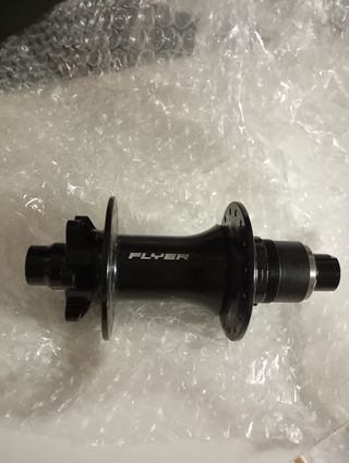 n.3 mozzi mtb boost 12x148 32h , n.2 sram xd, 1 HG