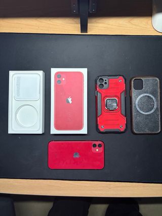 iPhone 11 rosso 71% ben curato