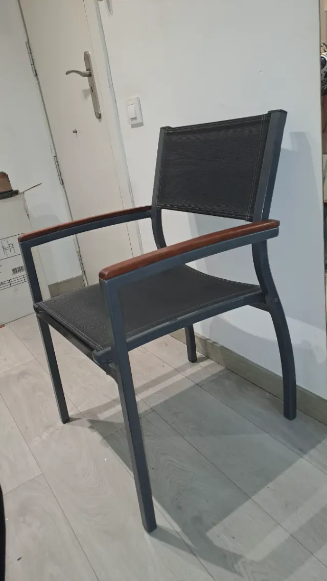 Silla de aluminio como nueva