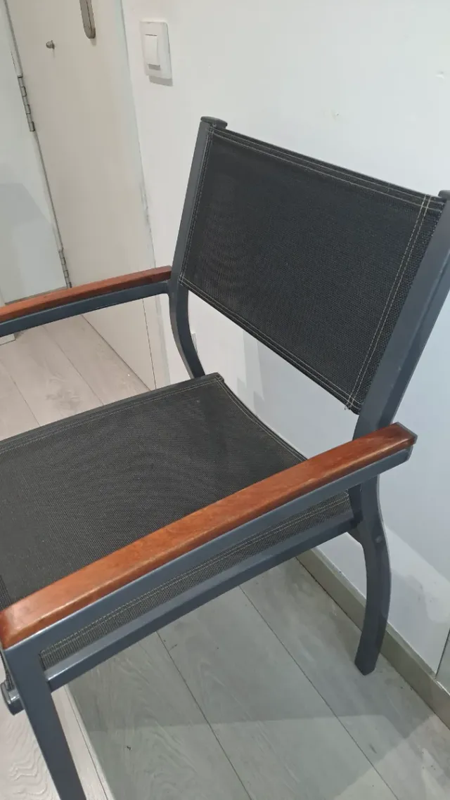 Silla de aluminio como nueva