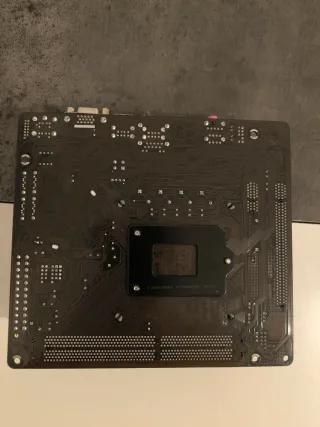 Placa Base Foxconn H61MXV-D3 LGA 1155