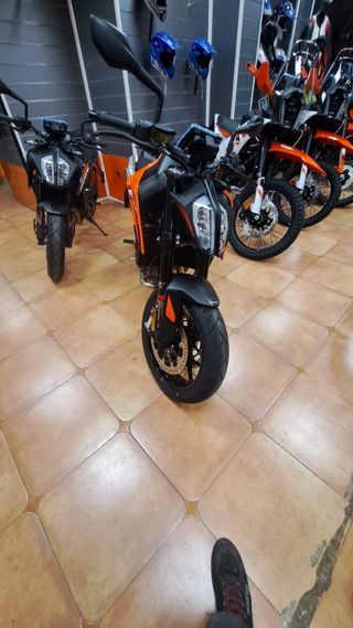 KTM 790 DUKE NARANJA 2026