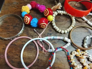 Lote 200 Pulseras Bisutería Multicolor