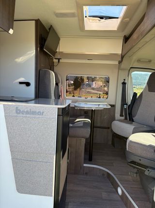 Alquiler camper Benimar 120 up