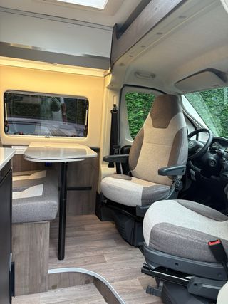 Alquiler camper Benimar 120 up