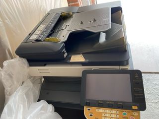 Konica Minolta Bizhub C220 Fotocopiadora