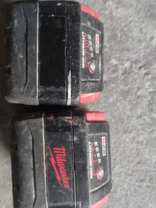 2 Baterías Milwaukee M28 Litio-Ion no funciona