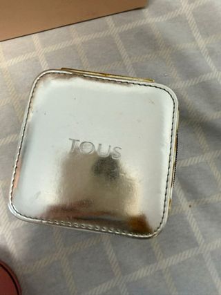 Conjunto Tous Plata y Nácar: Anillo y Pendientes