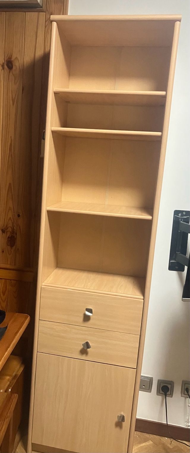 Estantería madera 2m alto