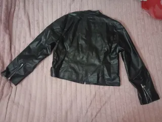 Chaqueta cuero sintético forro pelito XXL