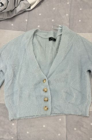 Jersey Bershka azul claro talla XS